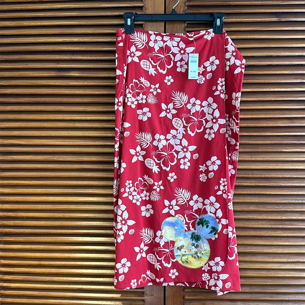 Disney skirt NWT - with sequins and Mickey and Minnie Mouse